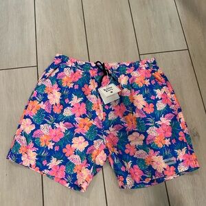 Kulani Kinis Tropical Floral Men's Shorts